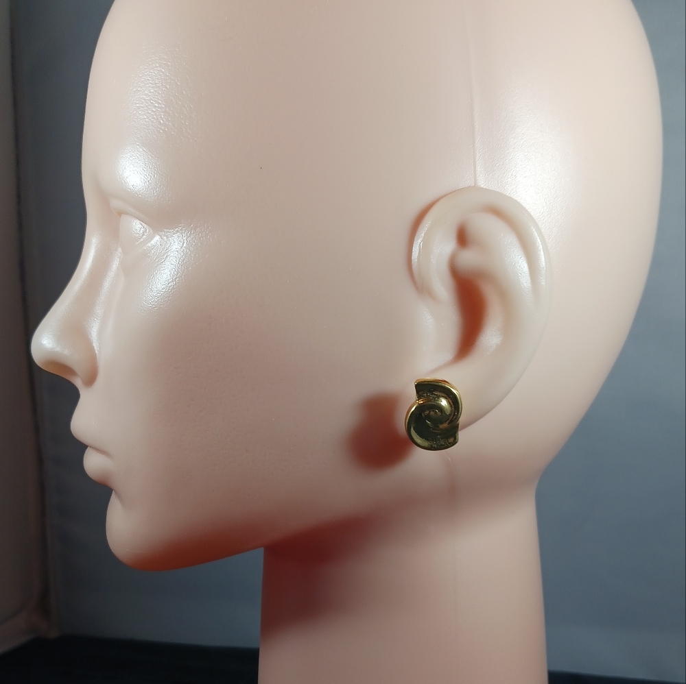 Napier Gold Tone Swirl Vintage Earrings